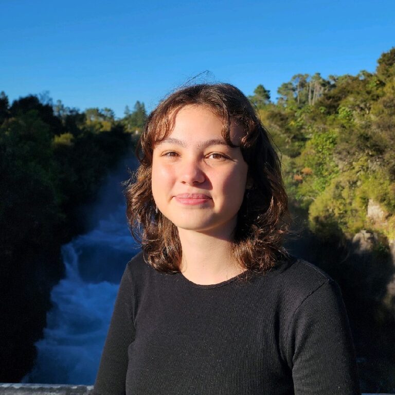 Miuwai Lee